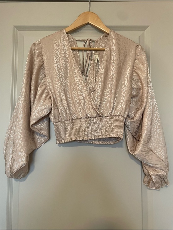 Altar'd State Tops - Altar'd State Blush Satin Leopard-Print Smocked Crop Blouse